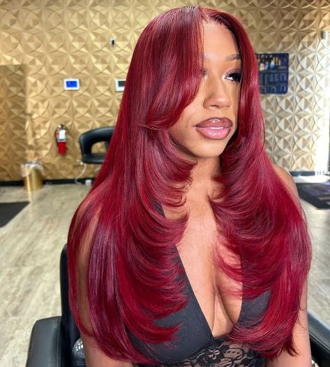 🤔💭Will you try this look and color?? 🍷🍷🔥🔥 _____👉Follow, @letstalkhairs promotes dopest hairstyles, hair fashion and discussions 📩 DM FOR DIFFERENT PROMO PACKAGES AVAILABLE ON THIS PAGE www.letstalkhairs.com ____________________ ✂️featured stylist: @hairbyhoneyy_ 📍: Calumet City, IL DM HER 👆 FOR THIS STYLE ______________________ IGNORE ️  frontalwig,  lacewigs,  ponytails, hdfrontal, traditional Sew In, quick weave, 613 hair,  hairstylist hdlacewig frontalwigs fulllacewigs  ponytail h... Calumet City, Hd Lace Wig, Quick Weave, Hair Flip, Hair Laid, Lace Hair, Front Lace Wigs Human Hair, Long Wavy Hair, Dye My Hair