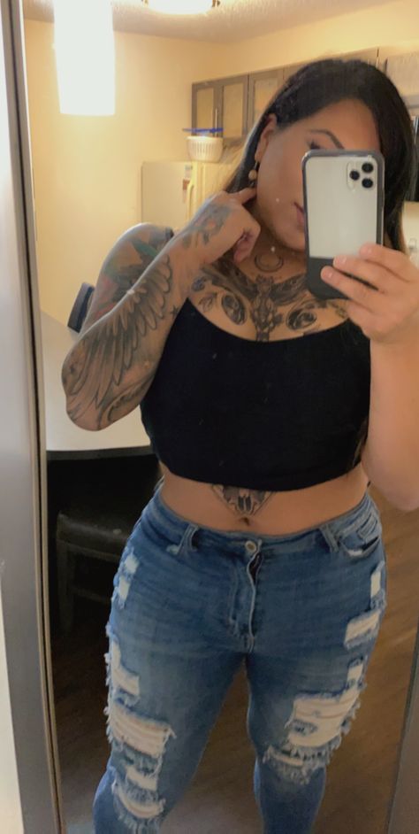 Plus Size Chest Tattoo, Plus Size Tattooed Women, Plus Size Tattoo, Women's Tattoo, Plus Size Bra, Tattoo Trends, Inked Girls, Chest Tattoo, Black And Grey Tattoos