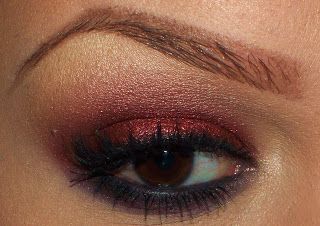 Cranberry eyes, love this look! Eyeshadow Smokey Eye, Brilliant Brunette, Katie White, Makeup Gallery, Purple Smokey Eye, Arch Brows, Eyeshadow Tips, Beautiful Eyeshadow, Smokey Eye For Brown Eyes