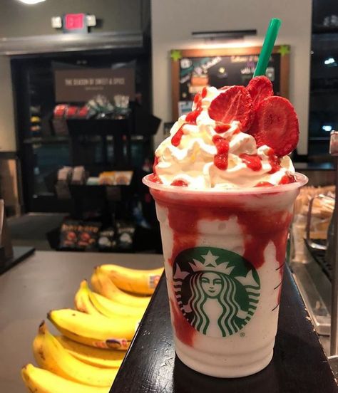 It Frappuccino | Starbucks Secret Menu Frappuccino Starbucks Secret Menu, Starbucks Drinks Diy, Iced Starbucks Drinks, Healthy Starbucks Drinks, Secret Starbucks Drinks, Secret Menu Items, Starbucks Secret Menu Drinks, Starbucks Coffee Drinks, Starbucks Menu