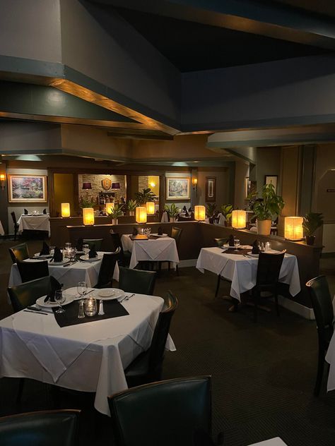 SAM'S STEAKHOUSE Steakhouse Aesthetic, Mortons Steakhouse, Sides For Chicken, Family Estate, Best Steak, Private Room, Dining Experiences, Fine Dining, Vision Board