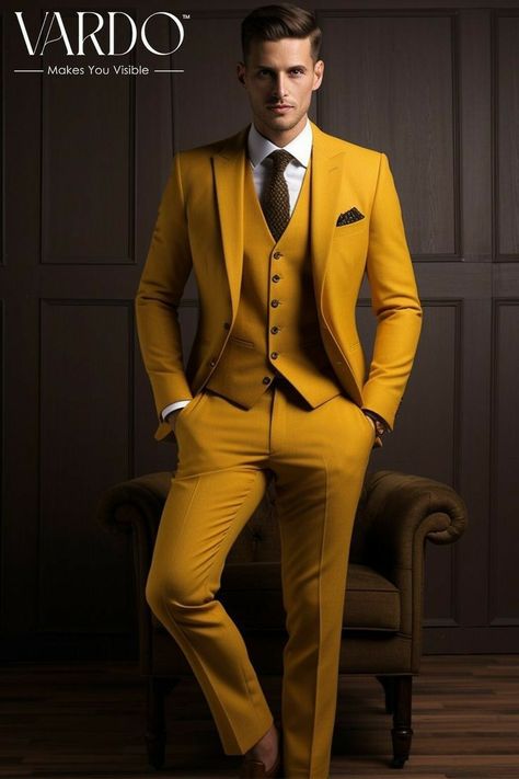 Suit With Red Tie, Vest And Trousers, Red Tie Men, Suit Double Breasted, Suit For Men Wedding, Dapper Suits, Yellow Suit, Suits Men Business, Formal Fashion