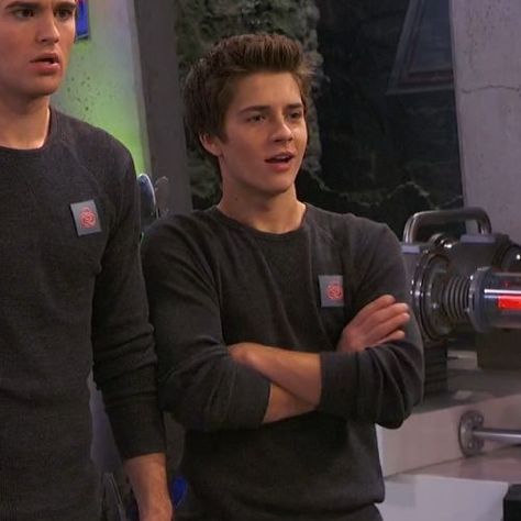 Lab Rats Chase, Chase Davenport, Chad Micheals, Billy Unger, Mighty Med, Music Mic, Leo Howard, Mark Sloan, Questions For Friends