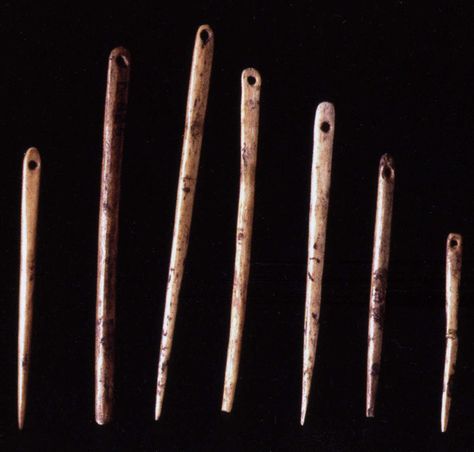 Ancient Viking bone needles. Project Aesthetic, Pre History, Paleolithic Art, Early Man, Stone Tools, Viking Life, Bone Crafts, Viking Culture, Ancient Vikings