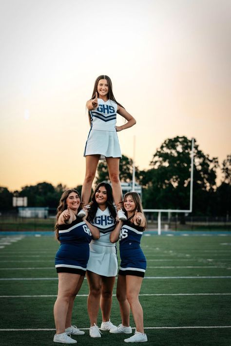 Cheer Stunt Pictures, Senior Cheer Pictures Group, Cheer Picture Poses Group, Cheer Media Day Poses, Group Cheer Pictures, Cheer Photoshoot Poses, Cheer Media Day, Cheer Photo Ideas, Cheer Senior Pictures