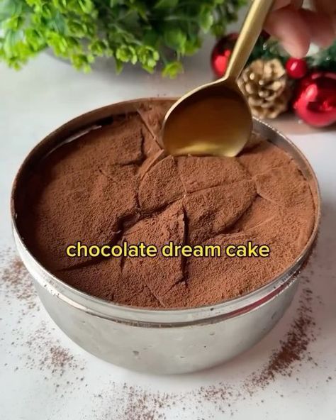 Dream Cake Recipe In Tin Can, Best Chocolate Lava Cake Recipe, Chocolate Cake Mix Desserts, Lava Cake Recipe Easy, Choco Lava Cake Recipe, Choco Lava Cake, Kolkata Food, Molten Lava Cakes Recipe, Chocolate Cake Mix Recipes