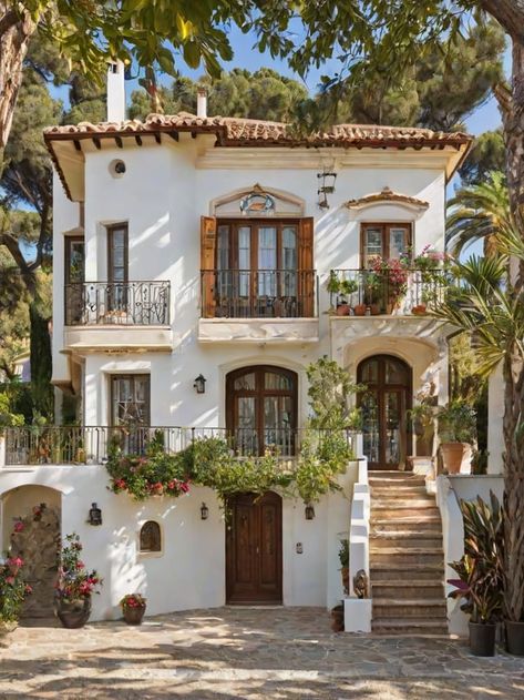 Stairs From Balcony To Garden, Spanish Facade, Italian Houses Exterior, White Mediterranean House, Spanish Finca, House With A Garden, Mediterranean Houses, Greek Buildings, House With Garden