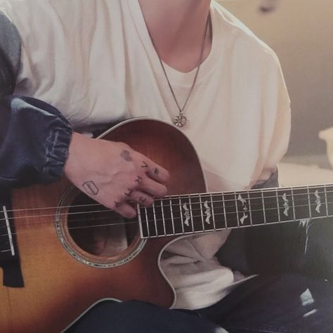 Jungkook With Guitar, Jungkook Details, Guitar Aesthetic, Jeon Jeongguk, Jungkook Aesthetic, Foto Jungkook, Boy Scouts, My Only Love, Boyfriend Material