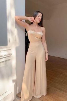 Bridesmaid Outfits, Outfit Elegantes, 70s Inspired Fashion, Casual Indian Fashion, Fashion Nova Outfits, Semi Formal Dresses, My Clothes, Bridesmaid Outfit, Fashion Mistakes