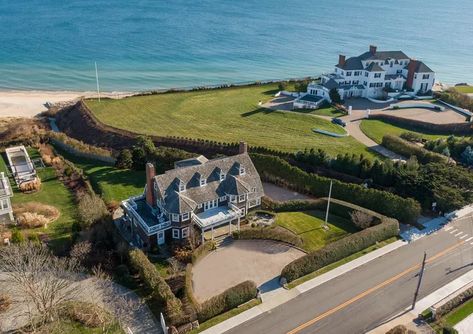 Watch Hill house next to Taylor Swift sells for $11.8 million Billionaire Homes, Castle Mansion, Summer Cottage, Martha's Vineyard, Marthas Vineyard, Waterfront Homes, House On A Hill, Nantucket, Summer House