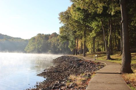 Lake Barkley Kentucky, Kentucky Attractions, Kentucky Lake, Airstream Travel, Land Between The Lakes, Riding Stables, Indoor Pools, Waterfront Dining, Kentucky State