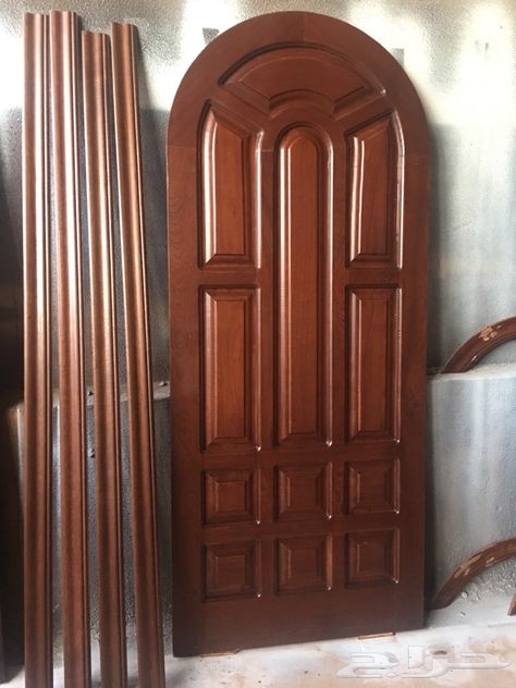 Round Door Design, Modern Wooden Front Door, Front Door Designs, Wooden Front Door, House Main Door, Modern Wooden Doors, Art Deco Door, House Main Door Design, Beautiful Front Doors