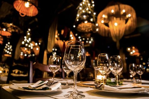 Two of the country's most romantic restaurants are in New York Restaurant Website Design, Floral Typography, Dinner Restaurants, Sushi Time, Restaurant Table, Romantic Restaurant, Luxury Restaurant, Elegant Table Settings, Private Dining Room