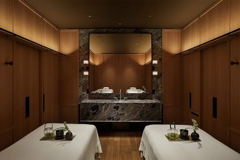 Park Hyatt Kyoto, Japan | Serandipian Hotel Partner Japanese Tea Room, Tea Lounge, Ocean Liner, Hotel Room Design, Casual Dining Restaurant, Park Hyatt, Relaxation Room, Massage Room, Bathroom Spa