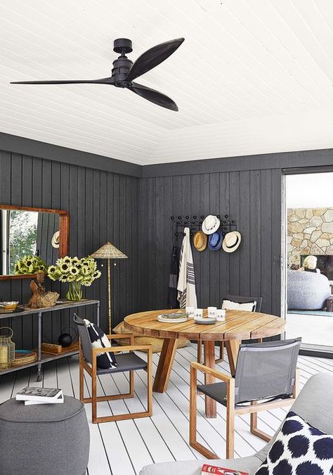 Tour Analisse Taft-Gersten's Connecticut Home - Entertaining-Friendly Design Tips Wood Paneling Makeover, Showroom Decor, Painting Wood Paneling, Fun House, Daughters Room, Painted Paneling, House Beautiful, Screened In Porch, Black Walls