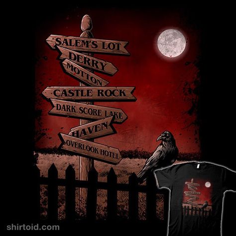 Horror Crossroads | Shirtoid #bagofbones #book #carrie #cujo #film #horror #it #movies #salemslot #saqman #stephenking #theshining #thetommyknockers Stephen King Tattoos, Taz Tattoo, Salem Lot, Steven King, Day Of The Shirt, King Tattoos, King Design, King Book, Horror Tattoo