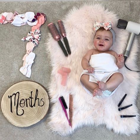 7 Month Milestone Picture Ideas, Monthly Baby Girl Shoot, 7month Photoshoot Ideas, 7months Baby Photography, 10 Month Old Baby Photo Ideas, 1 Month Old Baby Photoshoot, Baby 7 Months Photography, 7 Month Old Photoshoot, One Month Old Baby Pictures Ideas