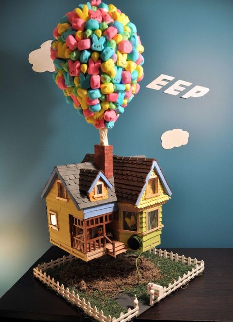 Eep Up House Pixar, Peeps Crafts, Peeps Treats, Movie Cakes, Gravity Cake, Disney Up, Up Theme, Christmas Gingerbread House, Seni Origami