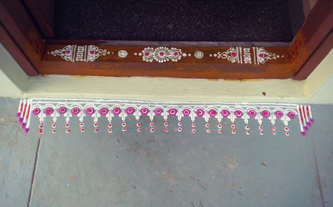 Navaratri festival doorstep border rangoli design Day-5 🌸🌸 Doorstep Rangoli, Creative Rangoli Designs, Navaratri Festival, Creative Rangoli, Border Rangoli, Big Rangoli, Rangoli Side Designs, Festival Rangoli, Big Rangoli Designs