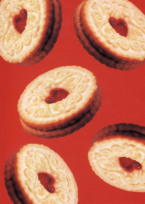 Jammy Dodgers-Yum!!! Shrewsbury Biscuits, Jammie Dodgers, Jammy Dodgers, Red Icons:), Red Aesthetic, Food Art, Wallpapers, Baking, Collage