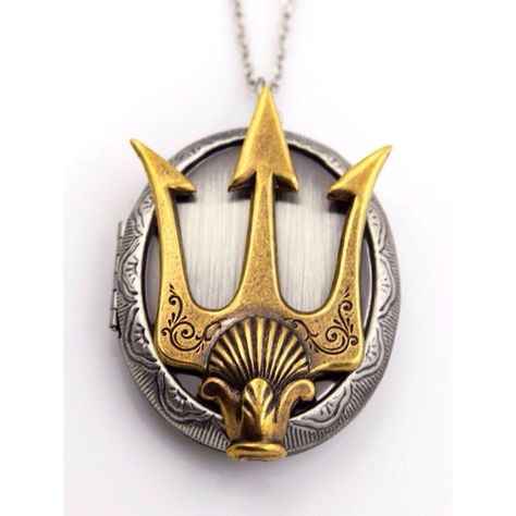 Poseidon's Trident Locket Once Upon A Time Percy Jackson Camp... ($27) ❤ liked on Polyvore featuring jewelry, necklaces, jewels, locket jewelry, victorian cameo jewelry, vintage style necklace, victorian jewelry and cameo locket Trident Jewelry, Trident Tattoo, Aquaman 2018, Poseidon Trident, Machine 3d, Fandom Jewelry, Percy Jackson Books, Percy Jackson Fandom, Cameo Necklace