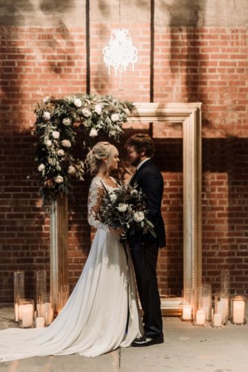 Moody Winter Wedding Inspiration by Kelcy Leigh Photography 16 Winter Wedding Backdrop, Winter Wedding Ceremony Decorations, Winter Wedding Arch, Moody Winter Wedding, Winter Wedding Photos, Wedding Alters, Wedding Renewal, Wedding Concept, January Wedding