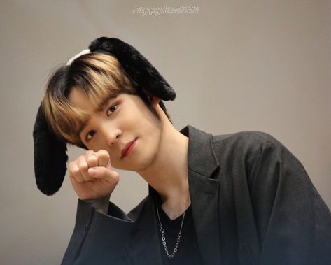 Skunk Hair, Big Puppies, Ateez Yunho, Jeong Yun-ho, I 8, Forever Yours, Best Husband, Twitter Header, Real Love