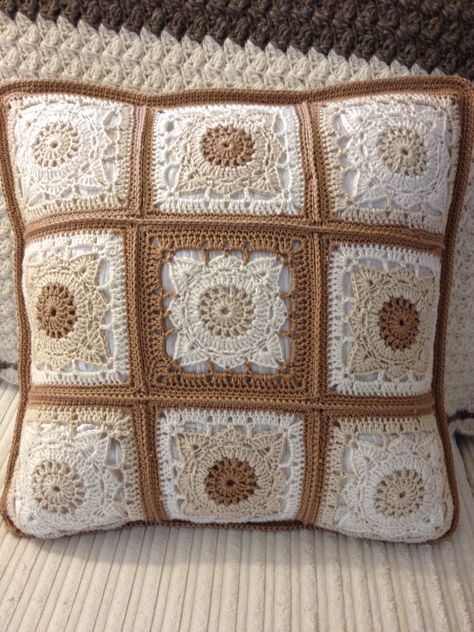 Crochet Cushion Covers, Autumn Blanket, Chunky Crochet Blanket Pattern, Crochet Pillow Cases, Crochet Cushion Pattern, 100 Crochet Stitches, Chunky Crochet Blanket, Crochet Cushion, Crochet Pillow Cover