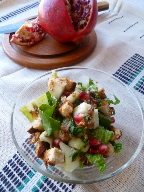 Salad of Romaine, Apples and Cucumber with Walnut Bread Croutons and Toasted Walnut Vinaigrette | diplomatickitchen Vinegar Cucumbers, Dinner For 2, Walnut Bread, Fun Salads, French Cooking, Toasted Walnuts, English Food, Romaine Lettuce, Croutons