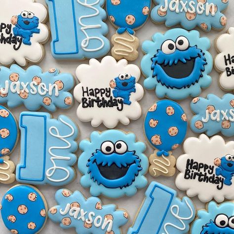 Monster 1st Birthdays, Cookie Monster Party, Cookie Monster Birthday, Sesame Street Cookies, Baby Birthday Themes, Sesame Street Party, 1st Birthday Themes, Custom Cookie, Sesame Street Birthday