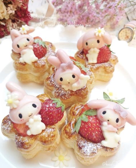 Kawaii Pastries, Kawaii Deserts, Cutecore Food, Cute Baked Goods, Sanrio Desserts, Cute Sweet Treats, Bunny Parfait, Cute Pastries, Pastries Aesthetic