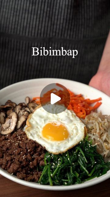 Korean Bibimbap, Bibimbap Recipe, Mixed Rice, Plaid Apron, Brazilian Dishes, Korean Food, The Search, Asian Recipes, Easy Meals