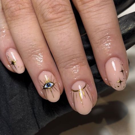 Short Nail Gel Designs Simple, Nail Painted Designs, Jewish Nails, Sun Nails Design, Gold Nail Art Designs, New Year Nail Art, Classy Almond Nails, Evil Eye Nails, Eye Nail Art