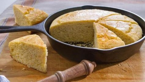 Buttermilk Cornbread Recipe, Pulled Turkey, Trisha Yearwood Recipes, Sweet Potato Pudding, Potato Pudding, Buttermilk Cornbread, Healthy Thanksgiving Recipes, Canned Foods, Paula Deen Recipes