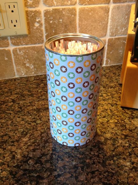 Straw Holder Diy, Straw Holder Ideas, Straw Organization, Straw Storage Ideas, Diy Straw, Straw Holder, Diy Holder, Super Simple, Small Trash Can