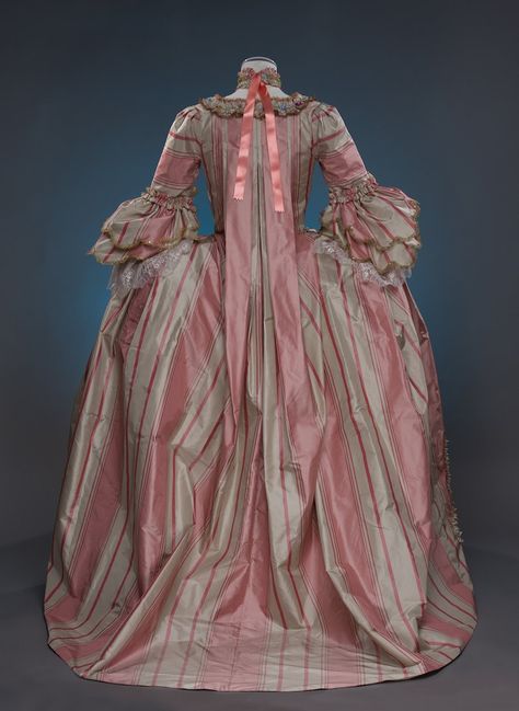 18th Century Dresses, Rococo Dress, 18th Century Dress, Rococo Fashion, Modern Costumes, Womens Costumes, 18th Century Costume, 18th Century Clothing, Century Dress