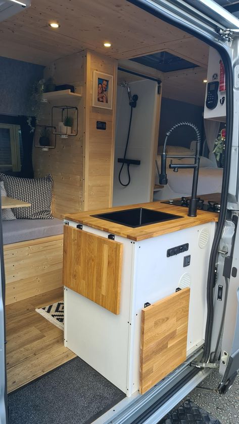 Van Layout With Bathroom, Van Life Layout With Bathroom, Van Life Bathroom, Van Storage Ideas, Small Van Conversion Ideas Layout, Camper Van Pull Out Kitchen, Van Conversion Floor Plans, Sprinter Van Conversion With Bathroom, Sprinter Van With Bathroom