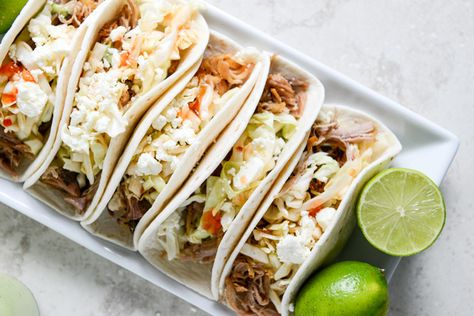 Pulled Pork Tacos with Sweet Chili Slaw I howsweeteats.com Slow Cooker Pulled Pork Tacos, Pulled Pork Tacos, Slow Cooker Tacos, Pork Tacos, Slow Cooker Pulled Pork, Sweet Chili Sauce, Snacks Für Party, Sweet Chili, Quesadillas