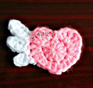 Micro Preemie Crochet Patterns, Crochet Heart Applique, Wings Crochet, Heart Ring Box, Preemie Crochet, Flying Heart, Crochet Angels, Heart Applique, Valentine Embroidery