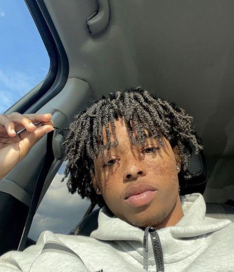 Light Skins With Dreads Boys, Twist Light Skin Men, Mens Twists, Colored Dreads, 4b Natural Hair, Barrel Twist, Mens Twists Hairstyles, Hair Twists Black, Dread Hairstyles For Men