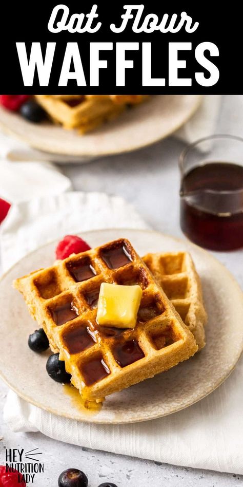 Keto Pancake Syrup, Oat Flour Waffles, Homemade Oat Flour, Keto Waffles, Sugar Free Fruits, How To Make Waffles, Waffles Easy, Gluten Free Waffles, Apple And Peanut Butter