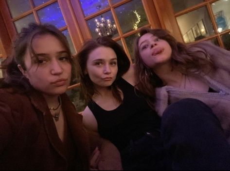 Gideon Adlon, Odessa Azion, Jessica Barden, Jenna Ortega, Odessa, My Style