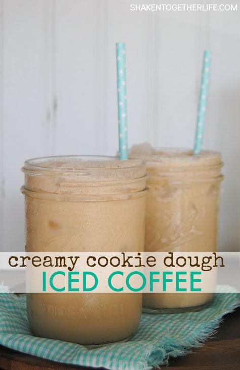 Cafe Frappe, Best Iced Coffee, Mini Chocolate Chip Cookies, Iced Coffee Drinks, Milk Ice Cream, Coffee Drink Recipes, Ice Coffee Recipe, Chocolate Chip Cookie Dough, Coffee Milk