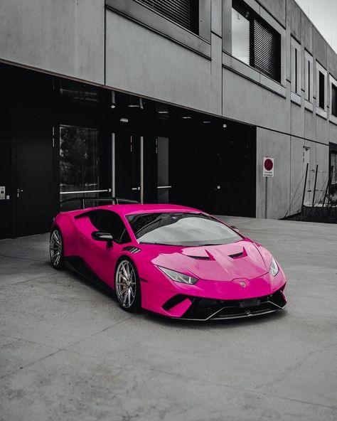 Hot Pink Cars, Lamborghini Photos, Pink Lamborghini, Lamborghini Huracan Performante, Huracan Performante, High Car, Barbie Car, Fast Sports Cars, High End Cars