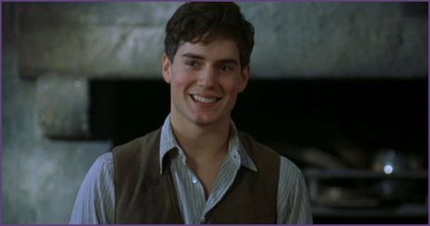 Stephen Colley from I Capture the Castle. -  Stephen. I would take a walk in the woods with you ANY DAY. Young Henry Cavill, Henry Cavill Movies, I Capture The Castle, Young Henrys, Charles Brandon, Henry Cavill News, Will Herondale, 얼굴 그리기, Boys Don't Cry