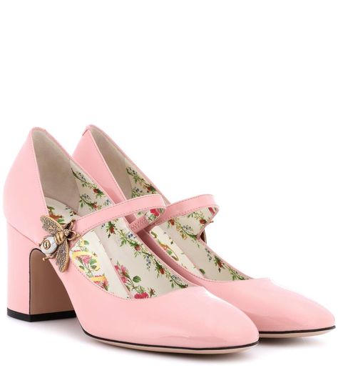 Gucci Pumps, Gucci Heels, Mid Heels Pumps, Shoe Inspo, Aesthetic Shoes, Mary Jane Pumps, Jane Shoes, Leather Mary Janes, Pink Shoes