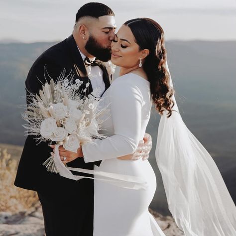 Real bride Milika looked effortlessly stunning in the VERA gown for her big day in the Blue Mountains 🤍 Congratulations to the newlyweds on their gorgeous elopement! Bridal gown: VERA gown by @noodzboutique Bride: milika.lr Celebrant: @robyncelebrant_lovemyway Photographer: @clarityphotography.krystal Makeup: @laramoussamakeup Hair: @hairbynivene Florals & planner: @thelovechapter_ #noodzboutiquebridal #nbluxebridal #realbride #realwedding #elopement #bluemountainswedding #bluemountai... Noodz Boutique, Wedding Dresses Under 500, Chic Wedding Gown, Crepe Gown, Affordable Wedding Dresses, Long Sleeve Gown, The Blue Mountains, Sleeve Wedding Dress, Stretch Crepe