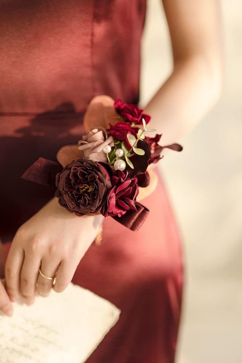 Red Corsages, Pink Corsage, Wrist Corsage Bracelet, Wrist Corsages, Arch Decor, Wedding Tableware, Rose Corsage, Wedding Flower Packages, Wrist Flowers