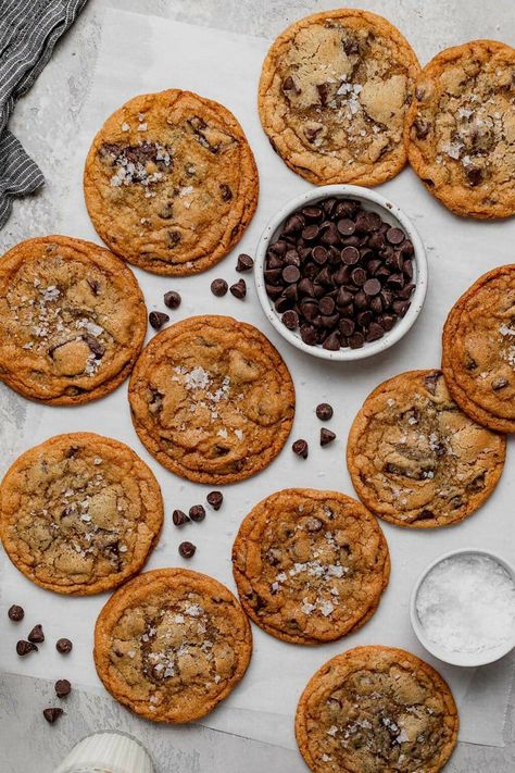 Crispy Chocolate Chip Cookies, Milk Chocolate Chip Cookies, Salted Chocolate Chip Cookies, Chocolate Chip Cookies Ingredients, Eat Cookies, Malted Milk, Chewy Chocolate Chip Cookies, Salted Chocolate, Chocolate Chip Cookie Dough