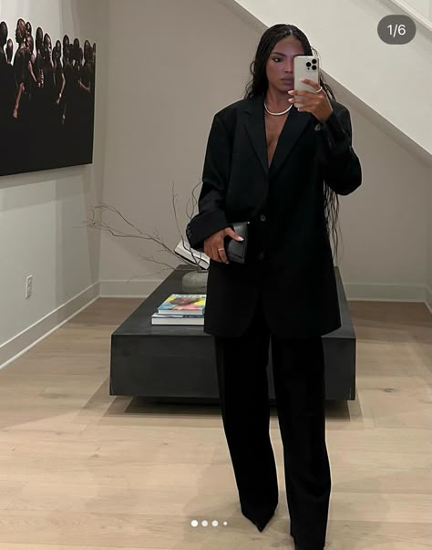 Cinched Blazer Outfit, Big Blazer Outfits Black, Lori Harvey Blazer Outfit, Oversized Black Blazer Outfit Classy, Fitted Black Blazer For Streetwear, Urban Style Black Long Sleeve Blazer, Closet Minimal, Haul Ideas, Corporate Fits